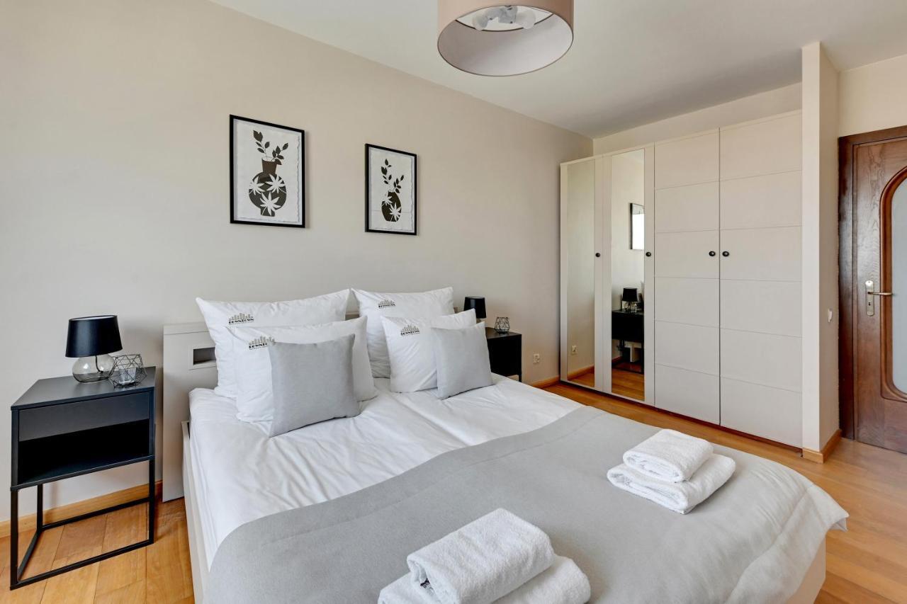 Top Floor Z Widokiem Na Morze By Downtown Apartments Gdańsk Exteriör bild